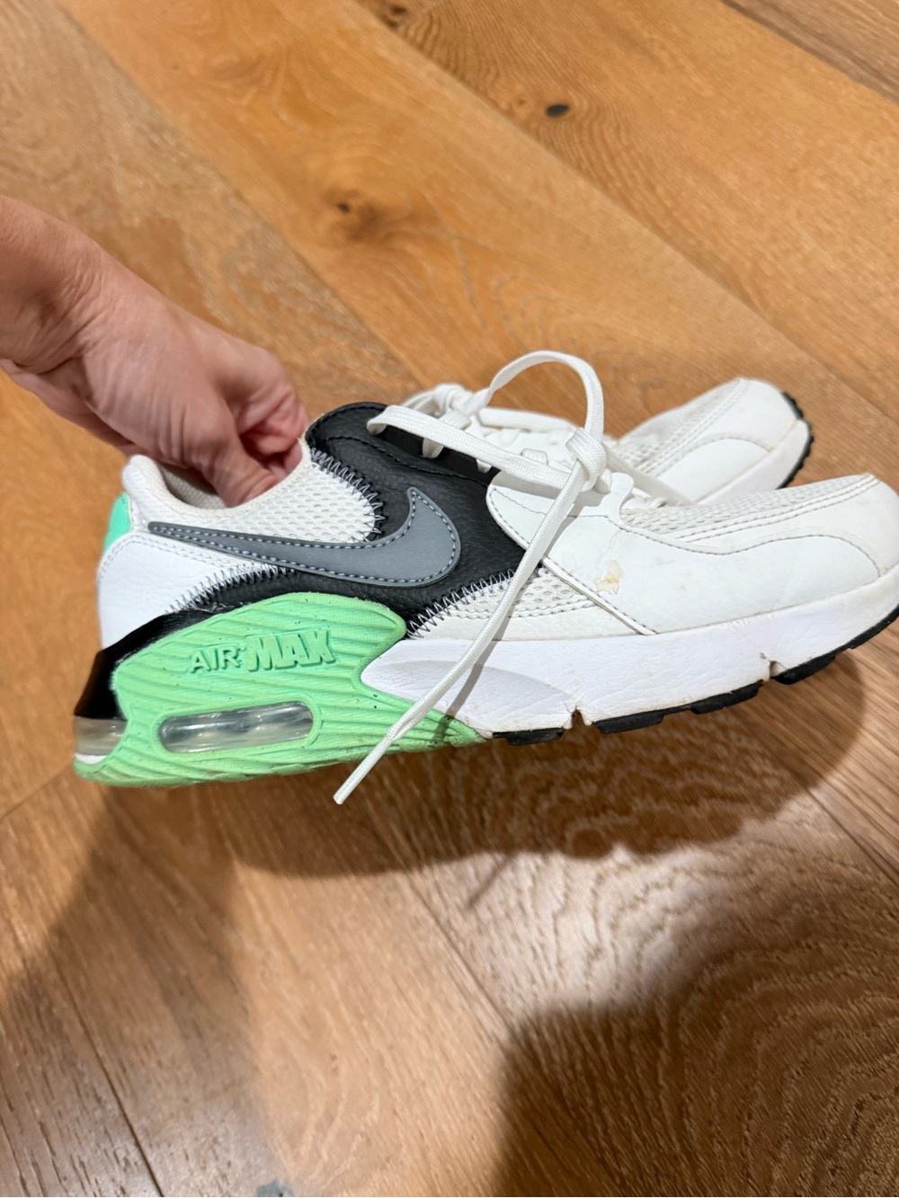 Nike Kids White & Mint Green Air Max Sneaker
